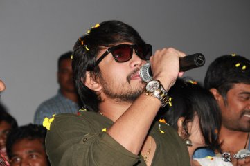 Kumari 21 F Movie Success Tour